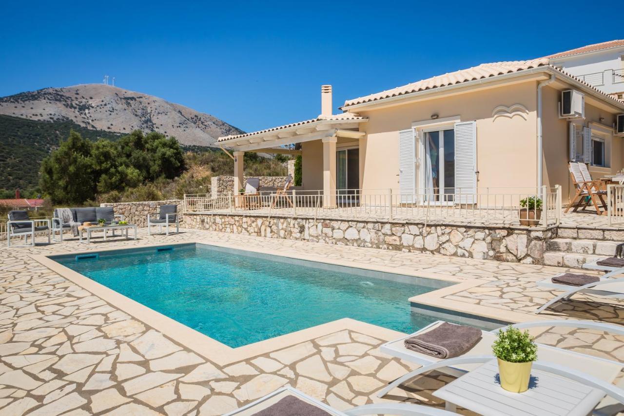 Villa Irida Agia Efimia Екстер'єр фото