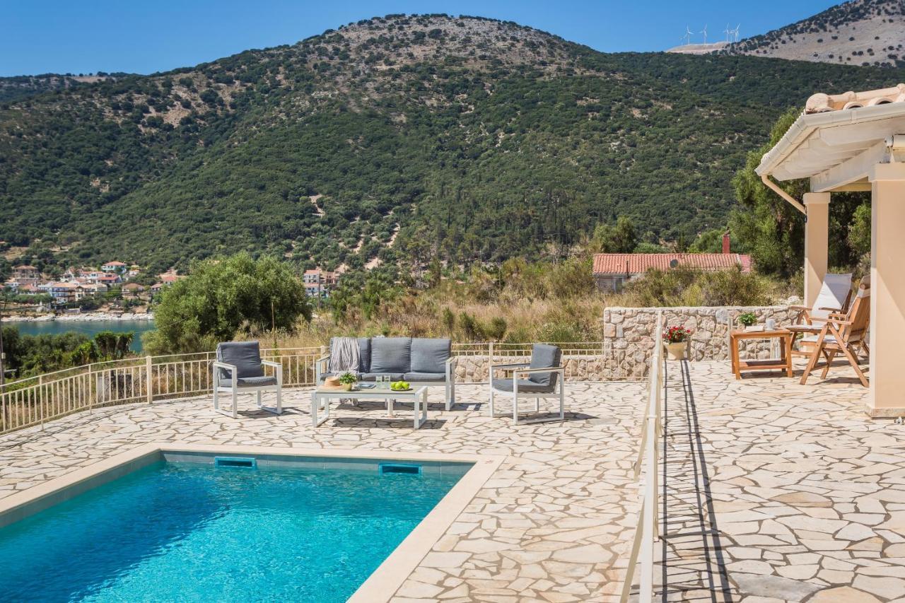 Villa Irida Agia Efimia Екстер'єр фото